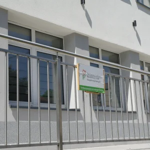 budynek-elewacja (9)